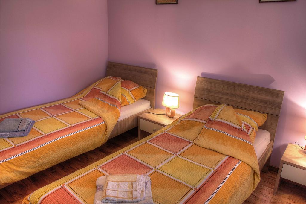 Apartman Anka Ratkovica Exterior photo
